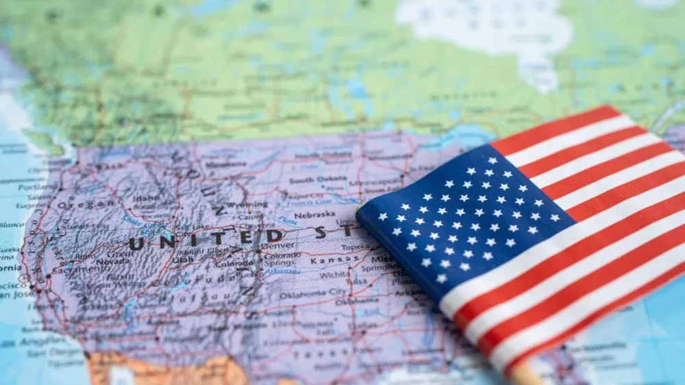 Trump Intensifica Medidas no Governo: Saída da ONU, Pressão Sobre o Irã e Revisão de Agências Federais