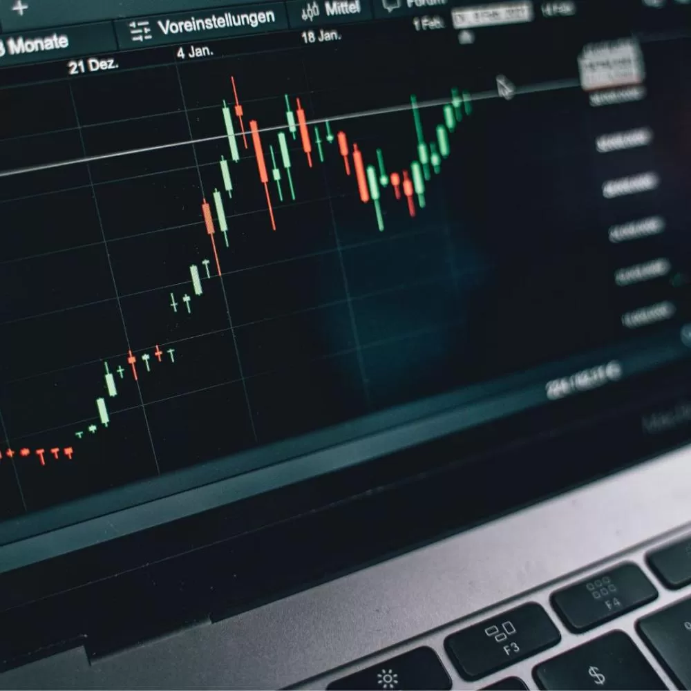 Futuros de Wall Street sobem com rali das siderúrgicas após novas tarifas de Trump