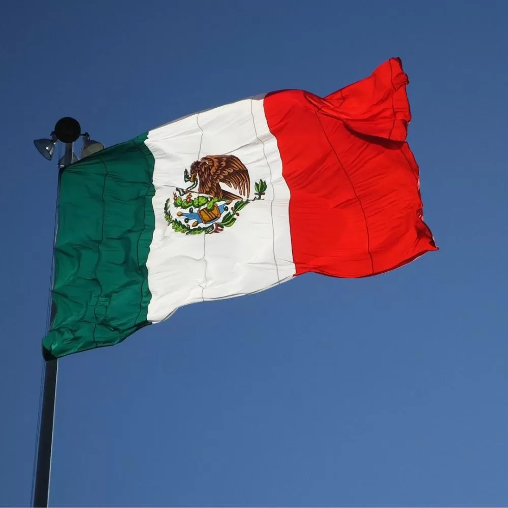 Fitch alerta: tarifas de Trump podem levar o México à recessão já em 2025