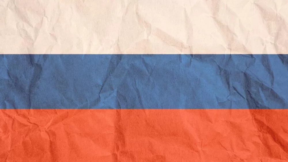 Rússia pode liberar parte dos US$ 300 bilhões congelados para reconstrução da Ucrânia