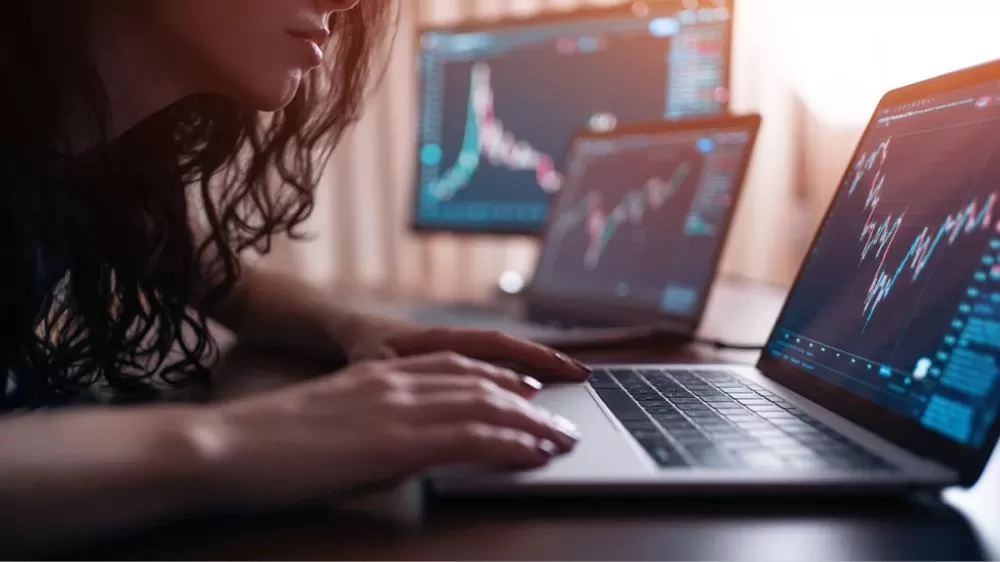 Mercados asiáticos se estabilizam após quedas, com investidores de olho no balanço da Nvidia