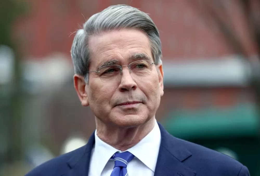 Bessent defende tarifas estratégicas e sanções revisadas para fortalecer economia dos EUA