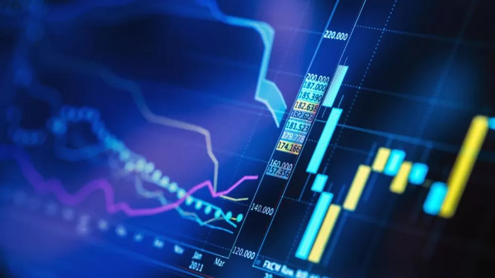 Wall Street fecha em leve queda com pressão tarifária e cautela nos lucros corporativos