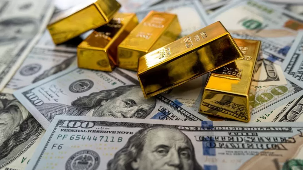 Ouro Recuou com Alívio Geopolítico e Divergência no Federal Reserve